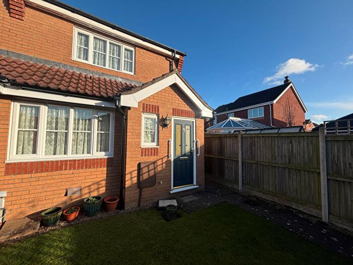 2 Bedroom House To Rent In Starling Close, Aylsham, Norwich, NR11
