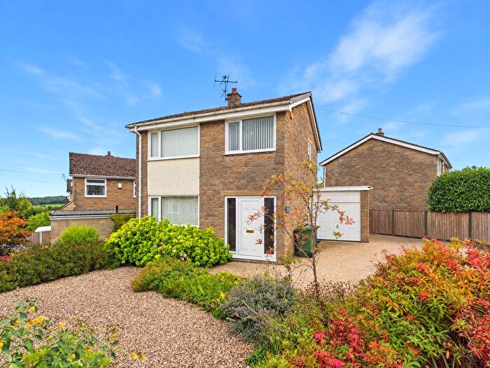 3 Bedroom Detached House For Sale In Culland View, Crich, DE4