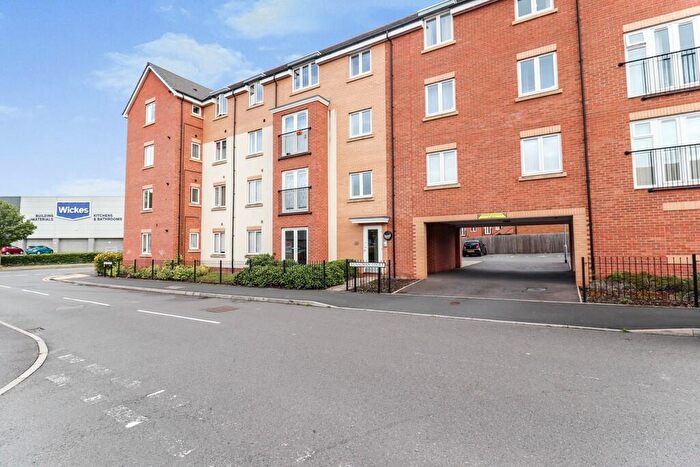 2 Bedroom Apartment To Rent In Signalman Court, Rugby, CV21