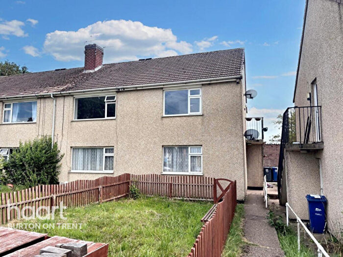2 Bedroom Flat For Sale In Manor Crescent, Stapenhill, Burton-On-Trent, DE15