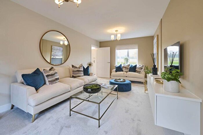 4 Bedroom Detached House For Sale In New Road Uttoxeter, ST14