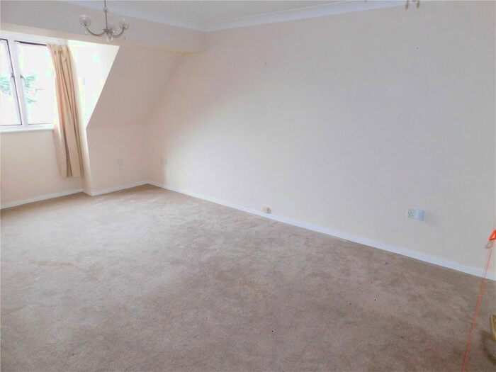 1 Bedroom Flat To Rent In Gosport Lane, Lyndhurst, Hampshire, SO43