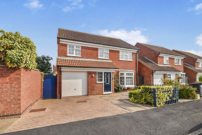 4 Bedroom Detached House For Sale In Windsor Close, St. Ives, PE27