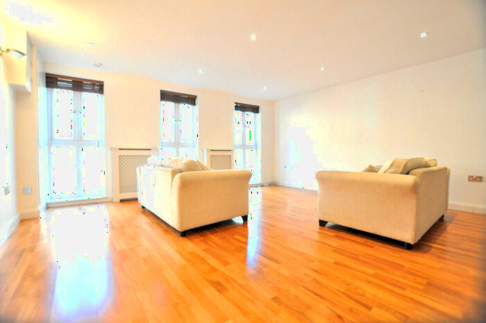 1 Bedroom Apartment To Rent In Pitfield Street, London, N1