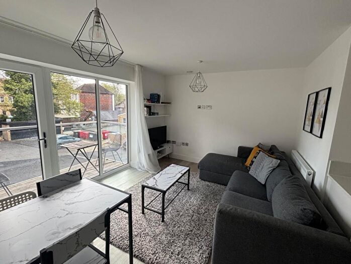 2 Bedroom Flat To Rent In College Court, High Wycombe, HP11