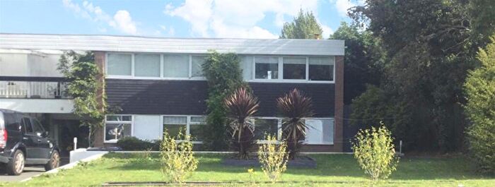 4 Bedroom End Of Terrace House For Sale In Leigham Drive, Harborne, Birmingham, B17