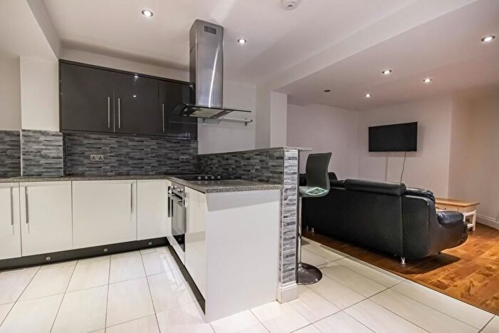 2 Bedroom Flat To Rent In Lansdowne Terrace, Newcastle Upon Tyne, NE3