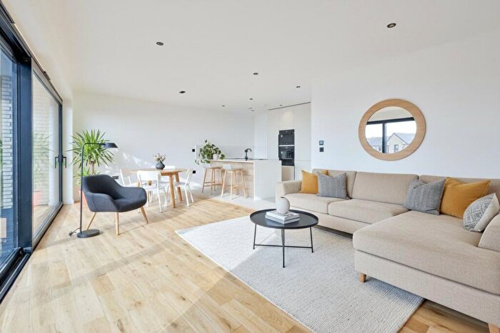 2 Bedroom Apartment For Sale In Naildown Road, Hythe, Kent, CT21