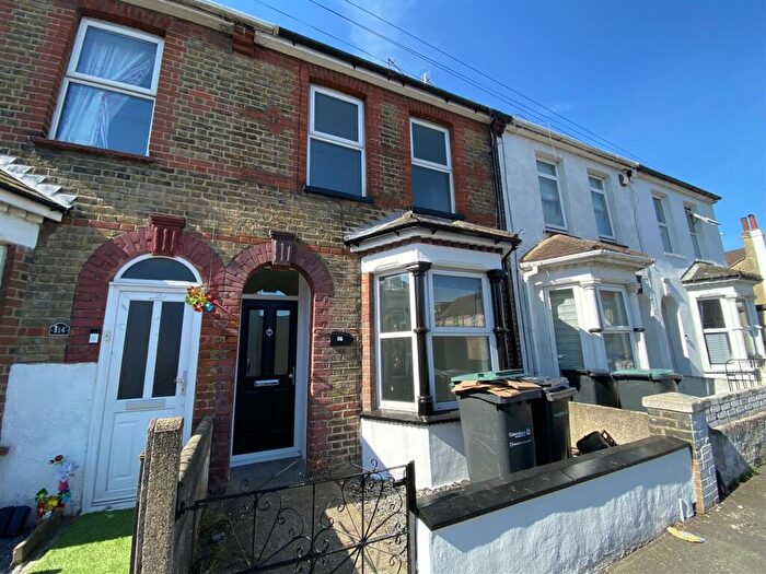 2 Bedroom House To Rent In Havelock Road, Gravesend, DA11