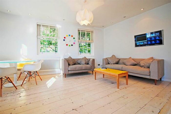 2 Bedroom Flat To Rent In King's Cross Road, King's Cross, WC1X