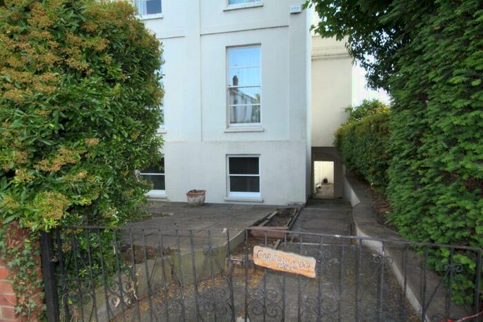 2 Bedroom Flat To Rent In Carlton Street, Fairview, Cheltenham, GL52