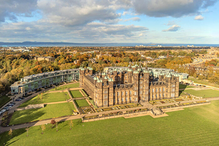 2 Bedroom Apartment For Sale In Donaldson Drive, Wester Coates, Edinburgh, EH12