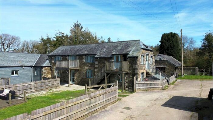 4 Bedroom End Of Terrace House For Sale In Lewannick, Launceston, Cornwall, PL15