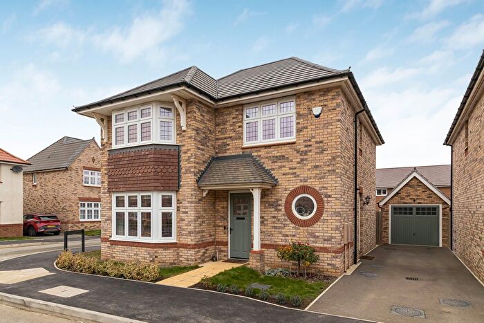 3 Bedroom Detached House For Sale In Groves Way, Cottenham, CB24