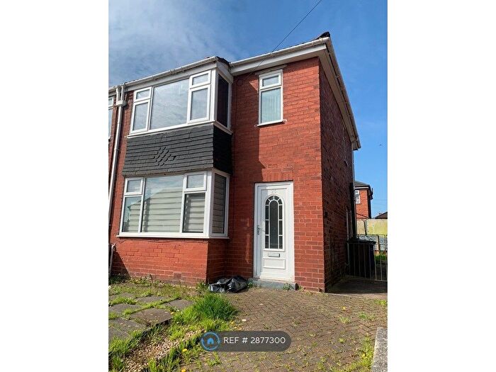 3 Bedroom Semi Detached House To Rent In Repton Avenue, Manchester, M43