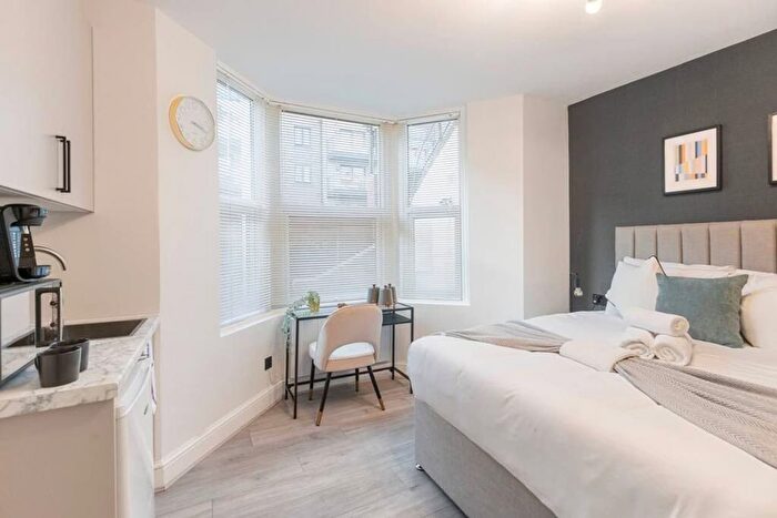 1 Bedroom Studio To Rent In Kilburn Park Rd, London, NW6
