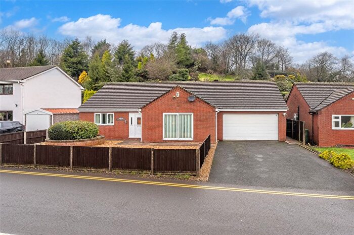 3 Bedroom Bungalow For Sale In Hinkshay, Telford, Shropshire, TF4