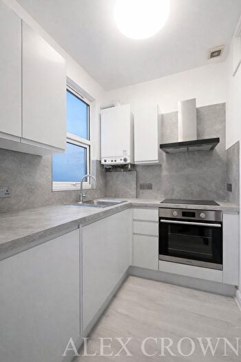 1 Bedroom Flat To Rent In Woodlands Park Road, Harringay, N15