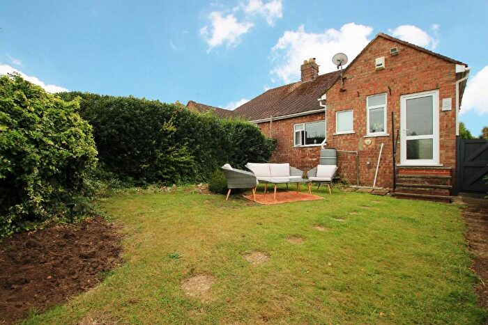 2 Bedroom Semi-Detached Bungalow For Sale In Martin Road, Kettering, Northamptonshire, NN15