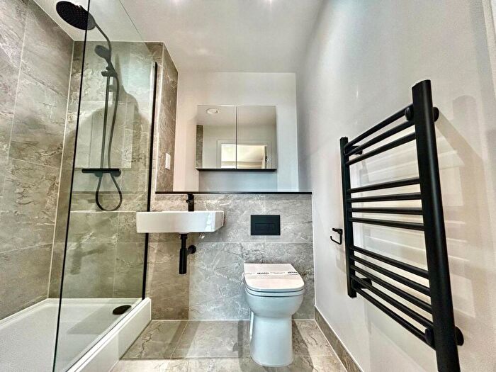 2 Bedroom Apartment To Rent In Dutton Street, Manchester, M3