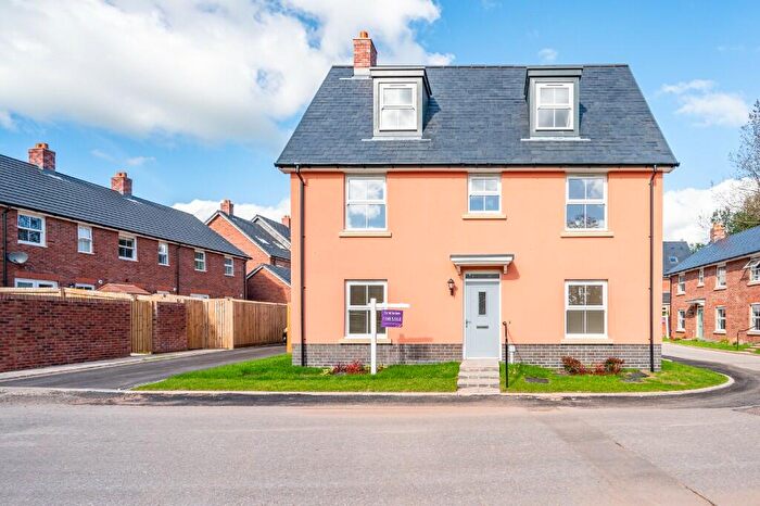 5 Bedroom Detached House For Sale In The Grove, Llanfoist, Abergavenny, NP7