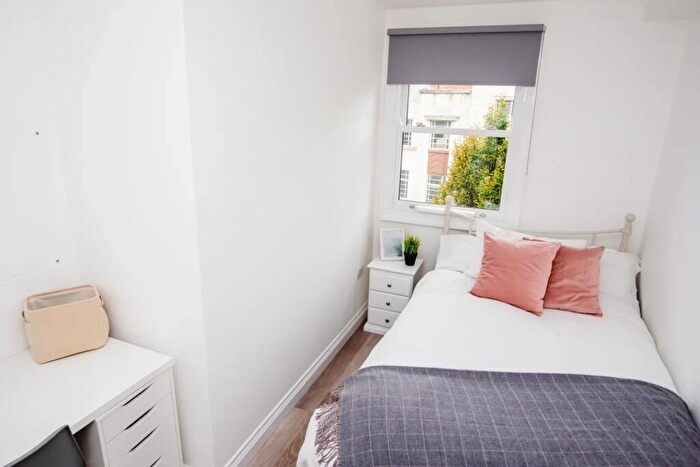 5 Bedroom Property To Rent In Lister Gate, City Centre, Nottingham, NG1