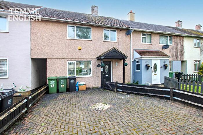 3 Bedroom Terraced House For Sale In Collingwood Walk, Basildon, SS16
