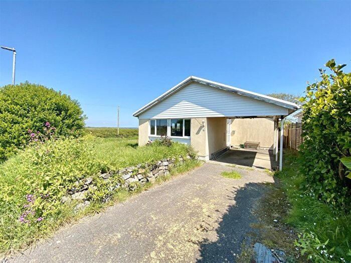 3 Bedroom Bungalow For Sale In Renovation Opportunity, The Lizard, TR12