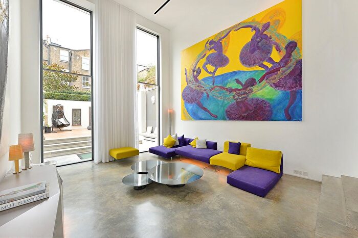 5 Bedroom Detached House To Rent In Glebe Place, London, SW3