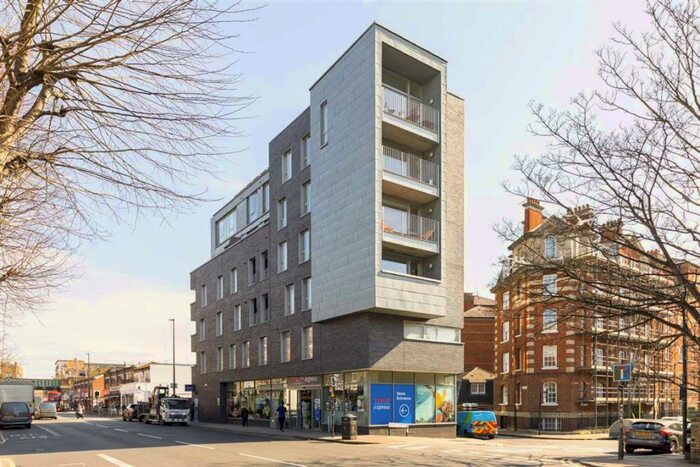 1 Bedroom Flat To Rent In Cambridge Crescent, Bethnal Green, E2