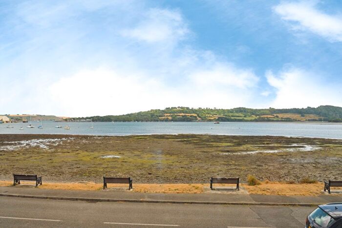 3 Bedroom Maisonette For Sale In Marine Drive, Torpoint, Cornwall, PL11