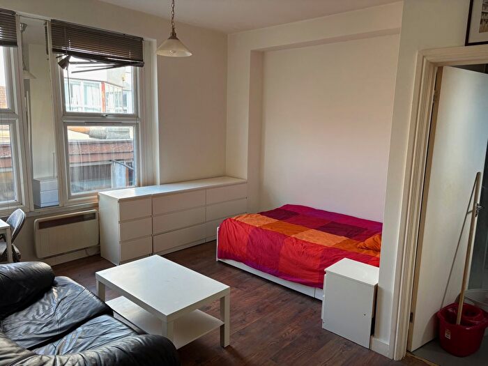 Studio To Rent In Sentinel Square, Hendon, NW4