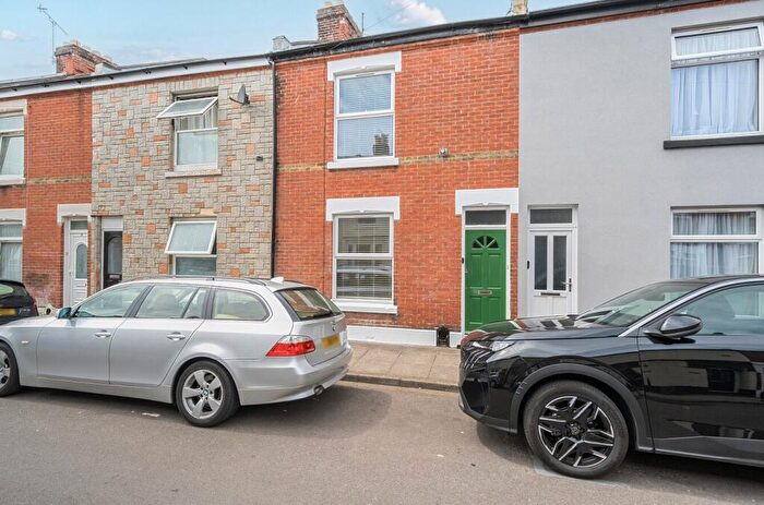 3 Bedroom Terraced House To Rent In Harold Road, Southsea, Hampshire, PO4