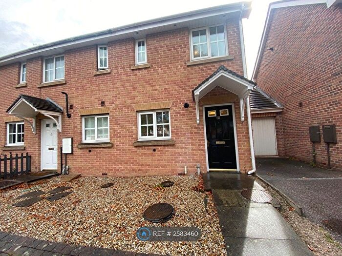 2 Bedroom Terraced House To Rent In South Terrace, Stoke On Trent, ST4