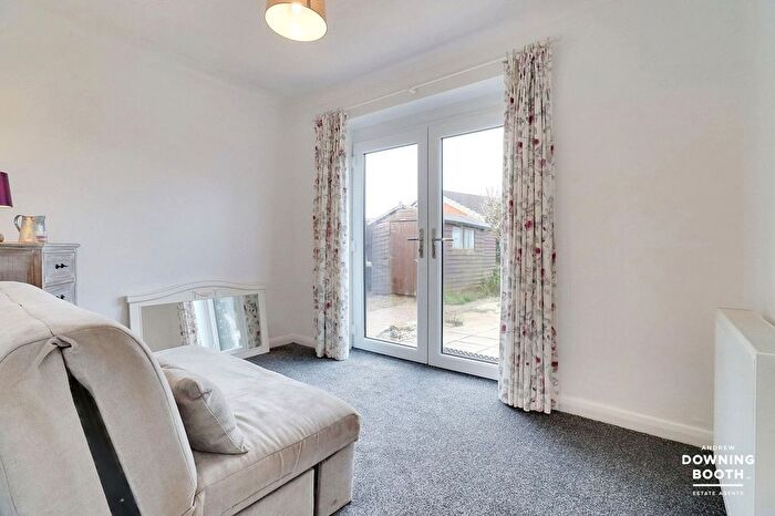 3 Bedroom Bungalow For Sale In Castle View, Hatton, Derby, DE65