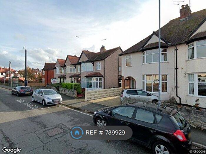 3 Bedroom Semi-Detached House To Rent In Penrhyn Avenue, North Wales, LL28