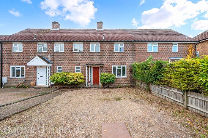 3 Bedroom Terraced House For Sale In Beaconsfield Road, Epsom, KT18