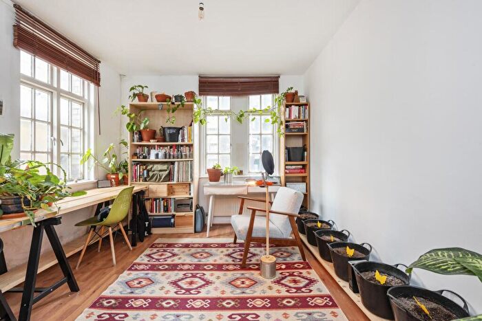 1 Bedroom Apartment To Rent In Pennybank Chambers, Fairchild Place, EC2A