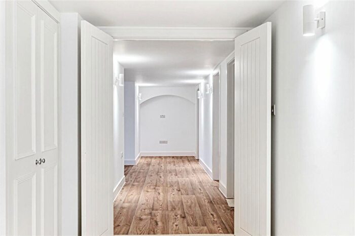 1 Bedroom Apartment For Sale In Woodfield House, Tangmere Road, Tangmere, PO20