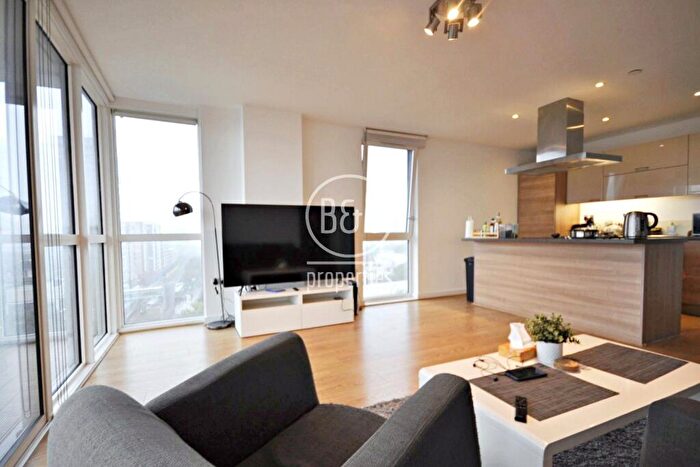 2 Bedroom Apartment To Rent In Hay Currie Street, London, E14
