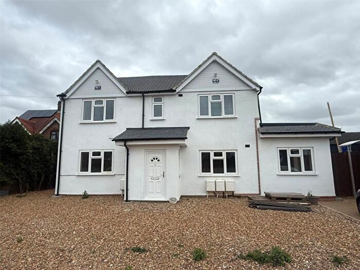 1 Bedroom Flat To Rent In Sutton Lane, Slough, SL3