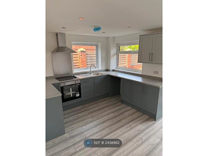 3 Bedroom Semi-Detached House To Rent In Windermere Road, Crewe, CW2