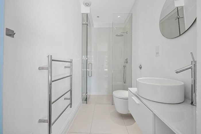 5 Bedroom Terraced House To Rent In Gloucester Avenue, Primrose, NW1