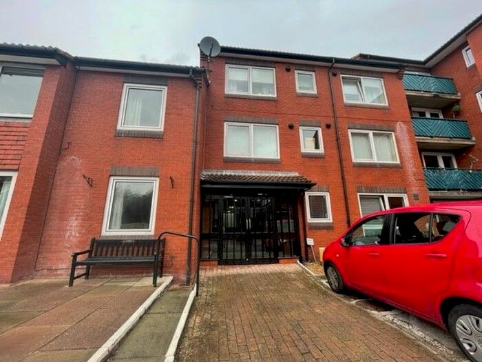 1 Bedroom Flat To Rent In Bidston Road, Prenton, Wirral, CH43