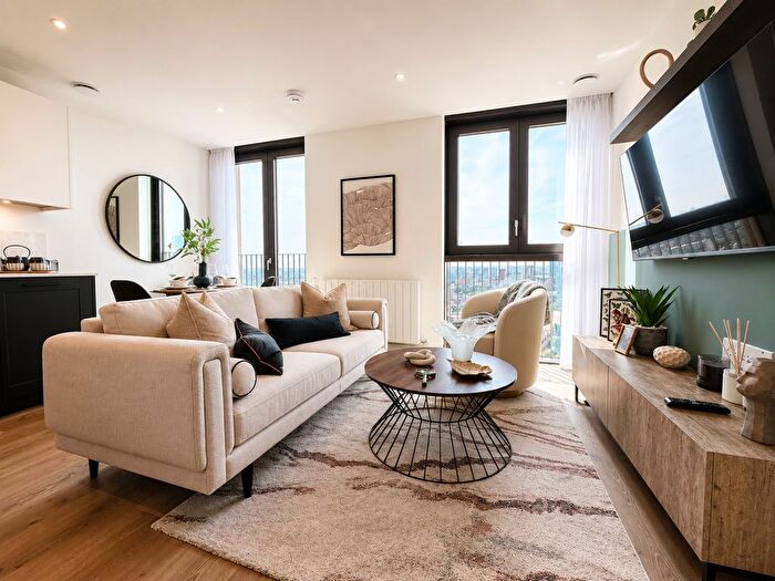 2 Bedroom Flat To Rent In Affinity View, London, E16