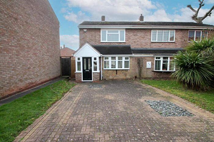 2 Bedroom Semi Detached House For Sale In Collins Close, Quinton, Birmingham, B32