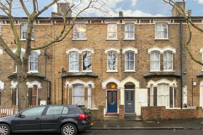2 Bedroom Flat To Rent In Dalyell Road, Brixton, SW9