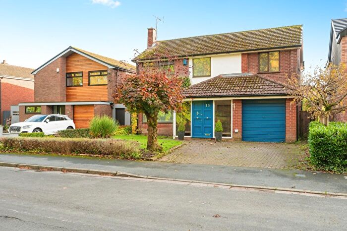 3 Bedroom Detached House For Sale In Oakwood Drive, Leigh, Greater Manchester, WN7