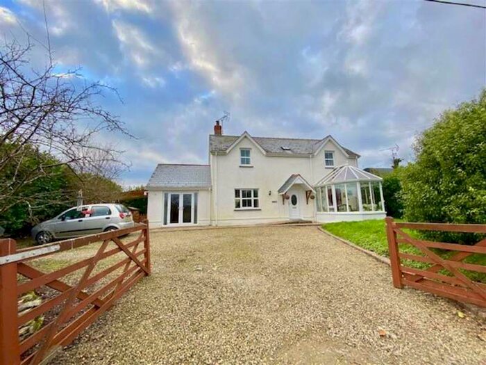3 Bedroom Detached House For Sale In Bwlchygroes, Pembrokeshire, SA35