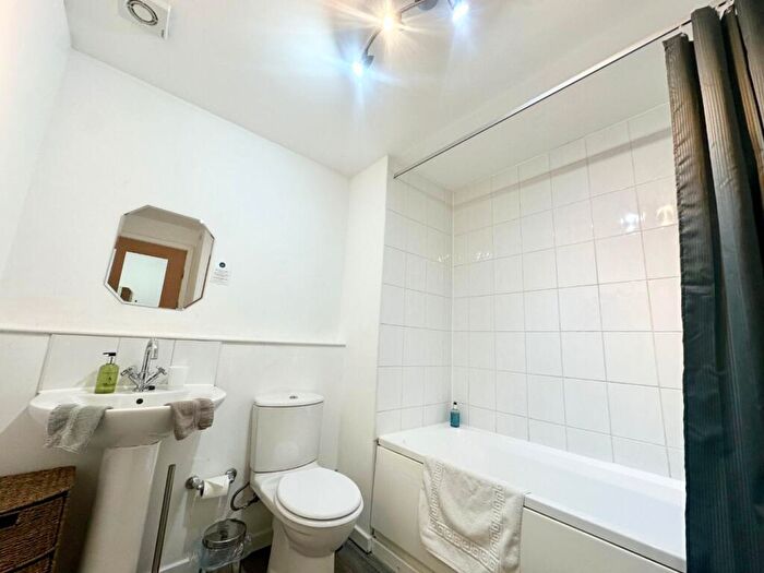 1 Bedroom Apartment To Rent In Marco Island, Huntingdon Street, Nottingham, Nottinghamshire, NG1